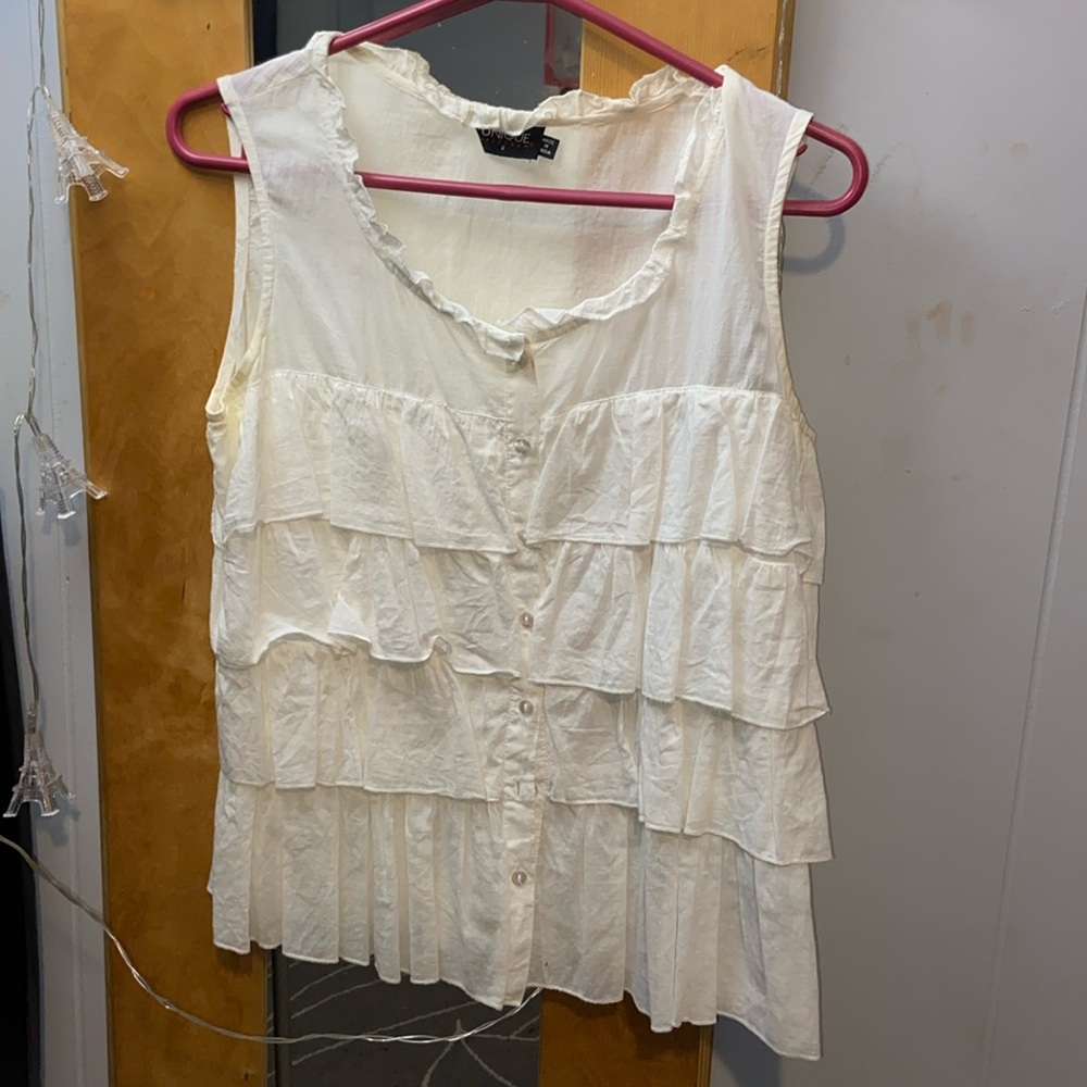 muscle blouse size small